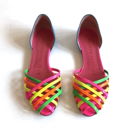 WALTER STEIGER - SandalWalter STEIGER, Pair of patent leather sandals, braided and multicolored.s